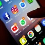 Why Facebook keeps going down ?