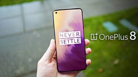 OnePlus 8,punch hole,display