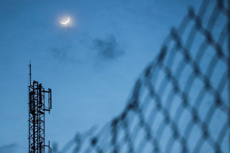 telecom operations,diesel shortages,power outages,alternative energy