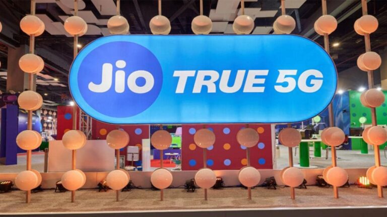 Jio Postpaid,Unlimited 5G Data,Jio Postpaid Plan Features,Best Mobile Plans India